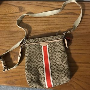 Coach crossover purse